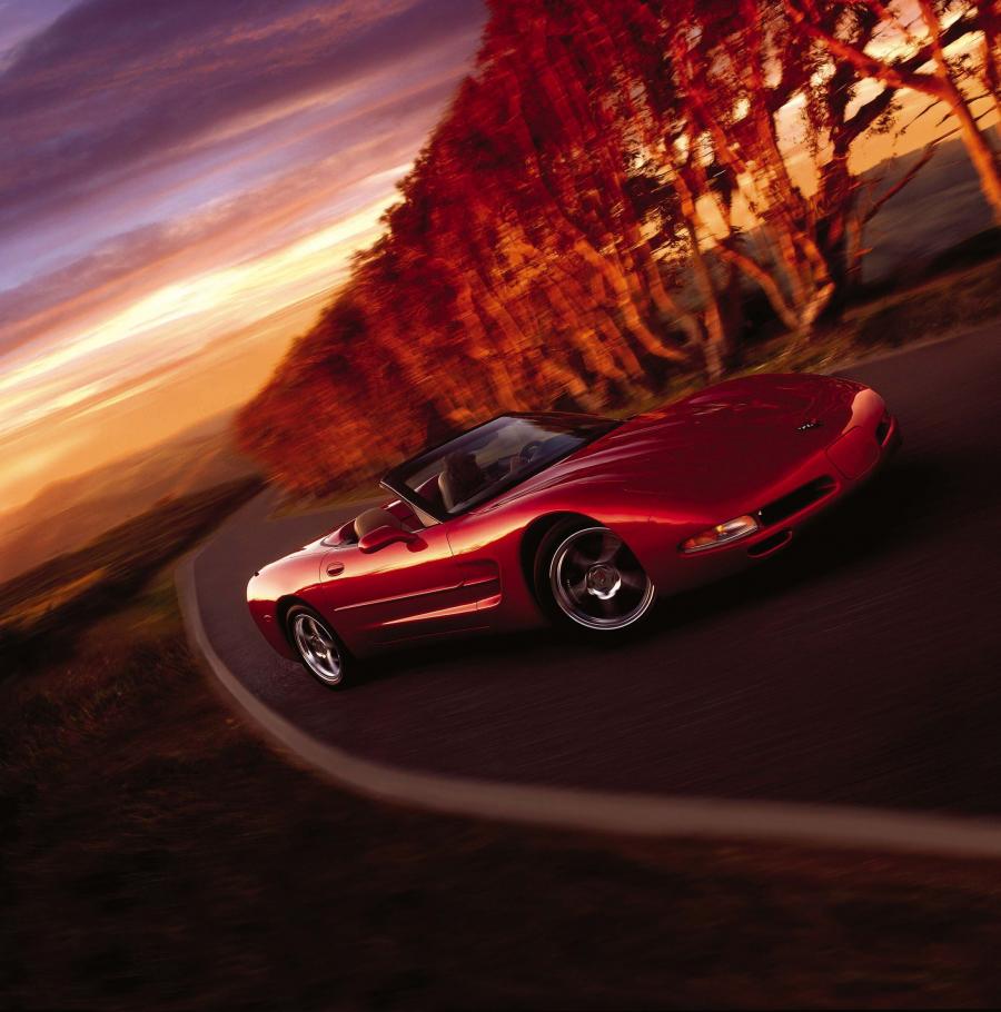  Chevrolet Corvette 1998 года  (фото 57 из 84)
